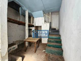 ★ ΑΠΙΣΤΕΥΤΗ ΤΙΜΗ ★ ΑΠΟΚΛΕΙΣΤΙΚΟΤΗΤΑ ★ Με καινούργια σκεπή - λούκια