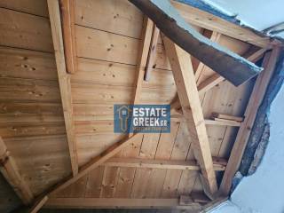 ★ ΑΠΙΣΤΕΥΤΗ ΤΙΜΗ ★ ΑΠΟΚΛΕΙΣΤΙΚΟΤΗΤΑ ★ Με καινούργια σκεπή - λούκια