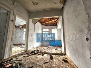 ★ ΑΠΙΣΤΕΥΤΗ ΤΙΜΗ ★ ΑΠΟΚΛΕΙΣΤΙΚΟΤΗΤΑ ★ Με καινούργια σκεπή - λούκια