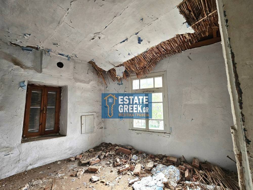 ★ ΑΠΙΣΤΕΥΤΗ ΤΙΜΗ ★ ΑΠΟΚΛΕΙΣΤΙΚΟΤΗΤΑ ★ Με καινούργια σκεπή - λούκια