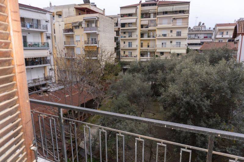 Θέα από μπαλκόνι