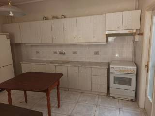 SALONI-TRAPEZARIA-KOYZINA STO ISOGEIO