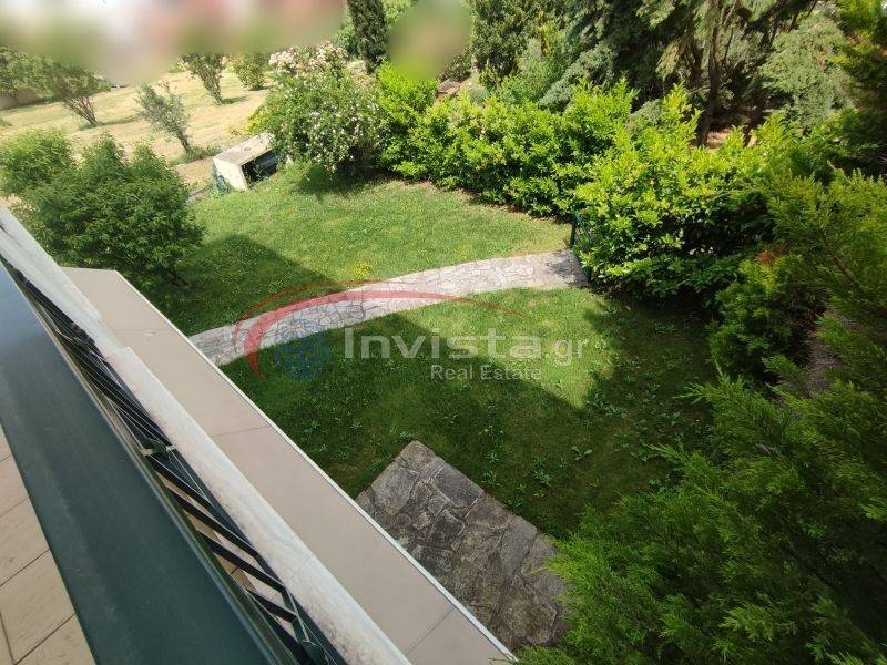 Θέα από μπαλκόνι