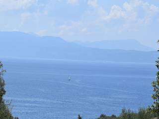 E omorphe thea apo to agrotemachio