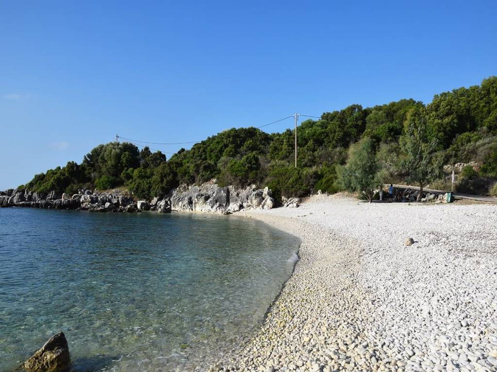 Το μοναδικό παραθαλάσσιο αγροτεμάχιο