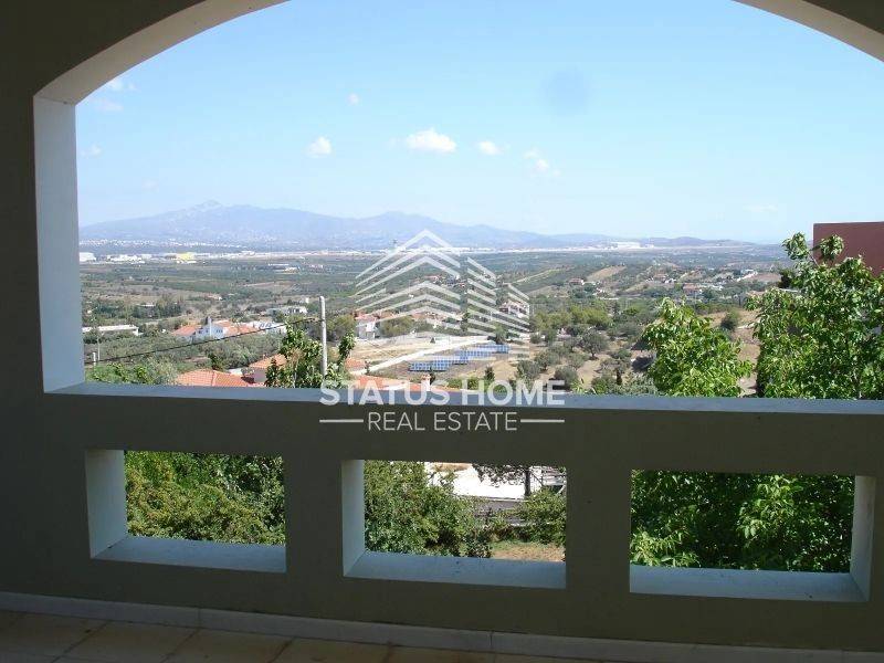 Θέα από μπαλκόνι