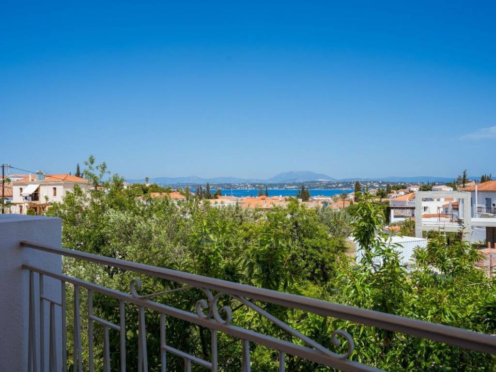 Θέα από μπαλκόνι