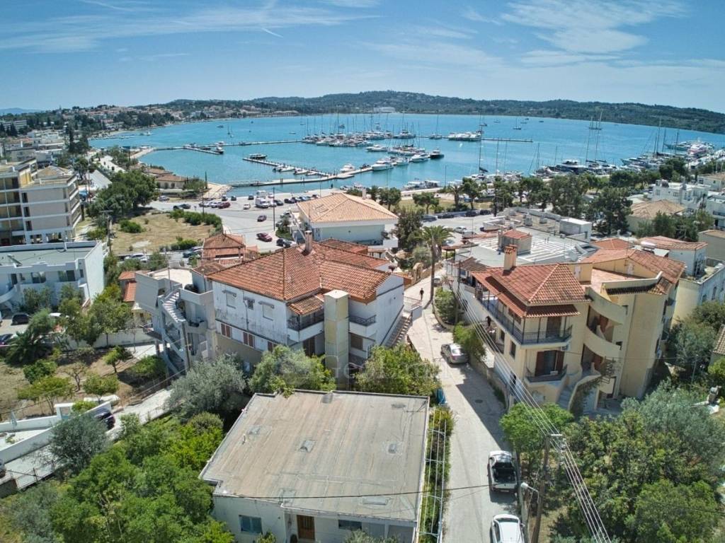 Θέα από μπαλκόνι