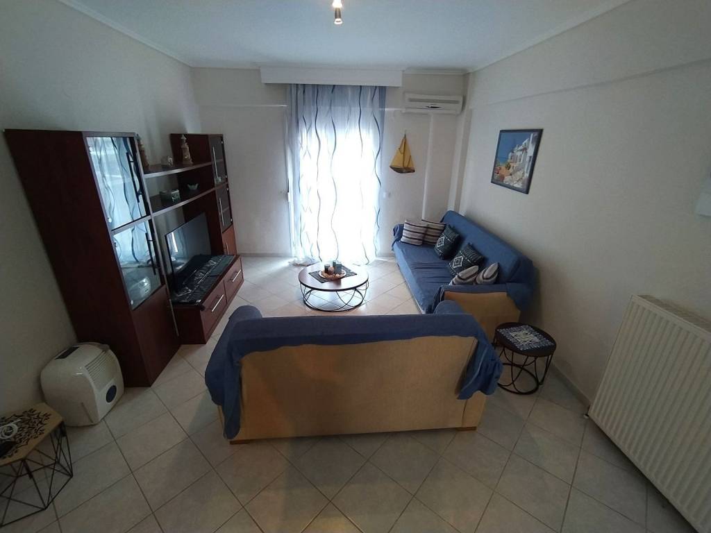 ANYPLACE MESITIKES YPERESIES