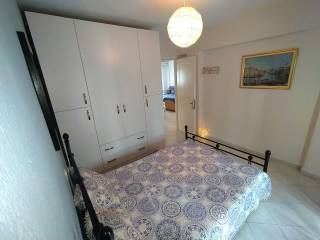 ANYPLACE MESITIKES YPERESIES