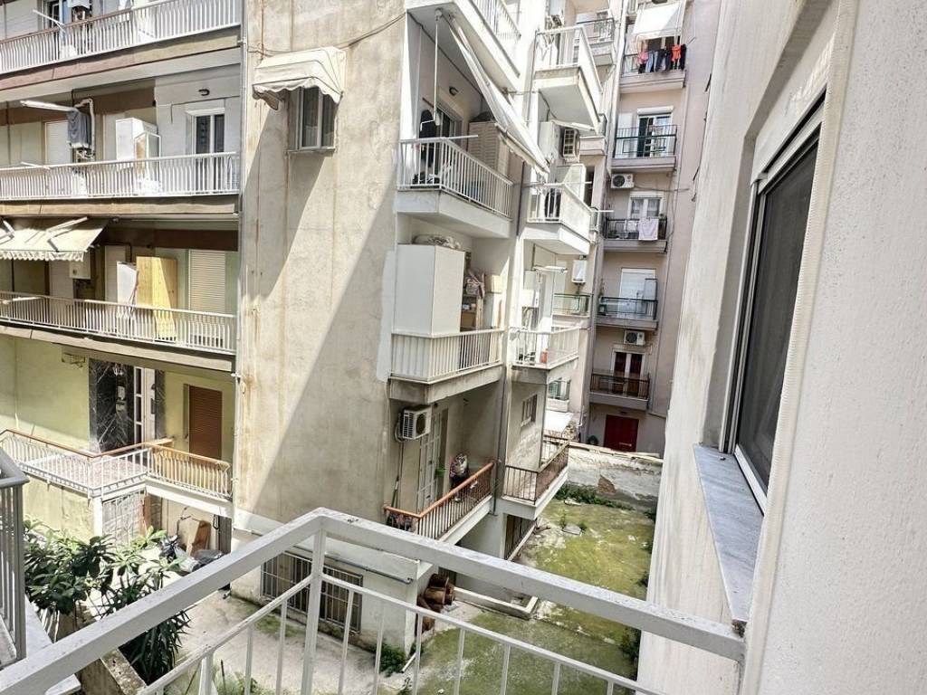Forumland Real Estate, Εξωτερική Όψη