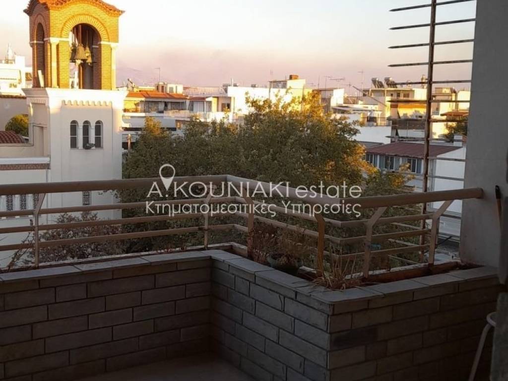 Θέα από μπαλκόνι