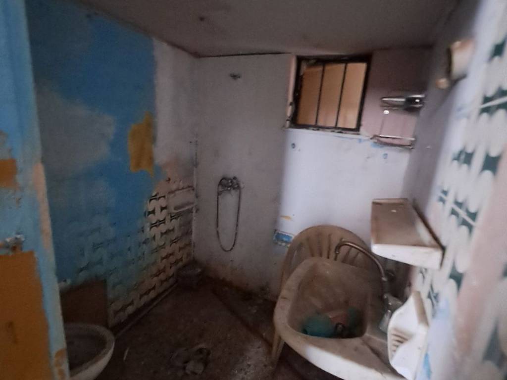 ΜΠΑΝΙΟ ΜΕ ΠΑΤΑΡΙ