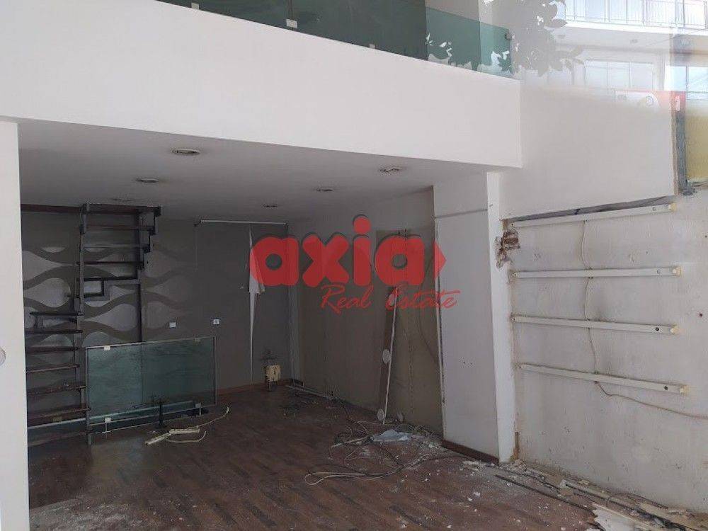 Ενοικιάζεται Κατάστημα που βρίσκεται στο ποιό κεντρικό σημείο της αγοράς. 