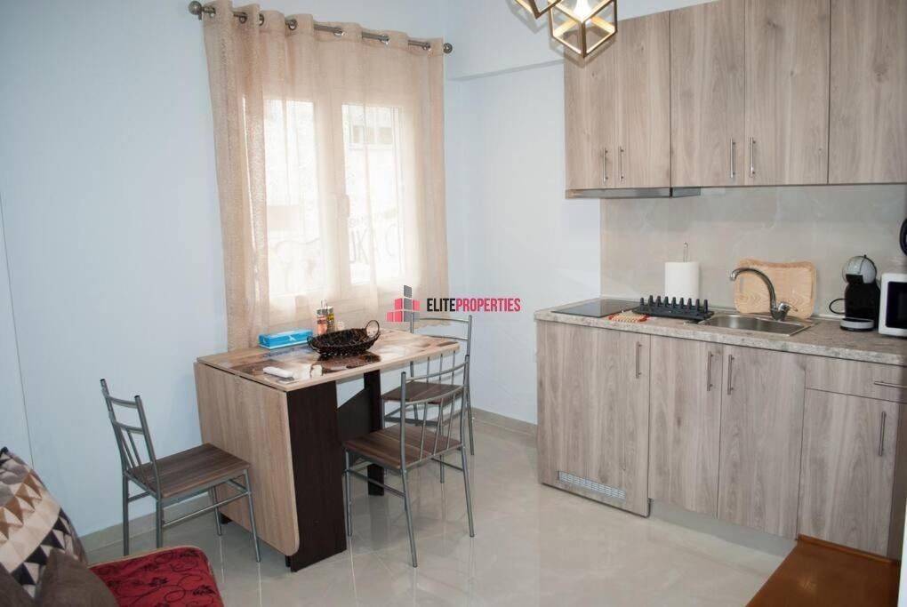 ΣΑΛΟΚΟΥΖΙΝΑ