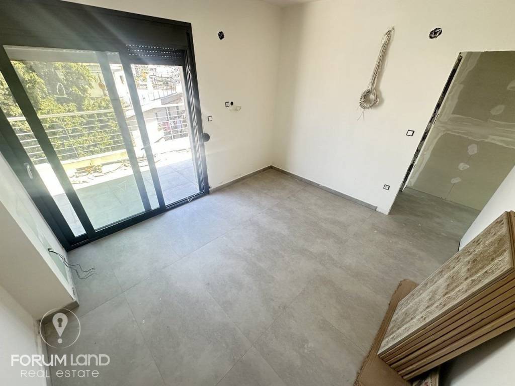 Forumland Real Estate,  Ypnodomatio