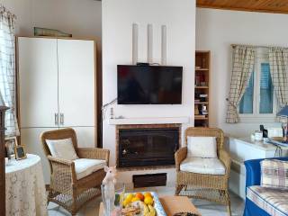 TO KATHISTIKO ME TZAKI