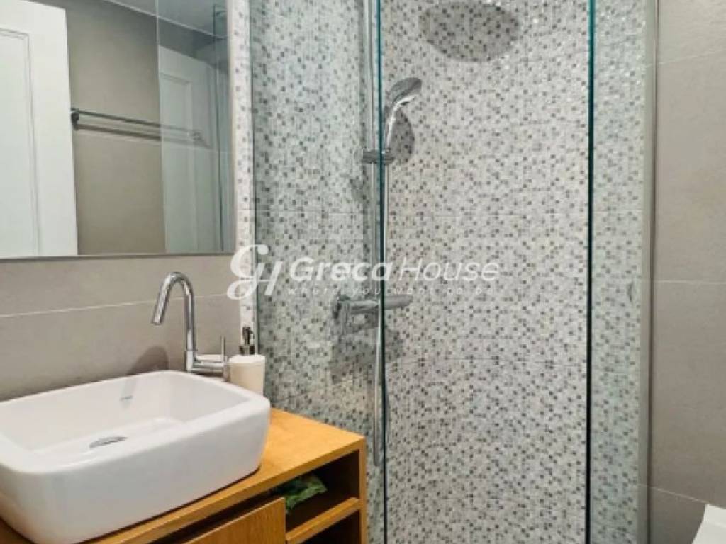 Ανακαινισμένο διαμέρισμα προς πώληση Κολωνάκι