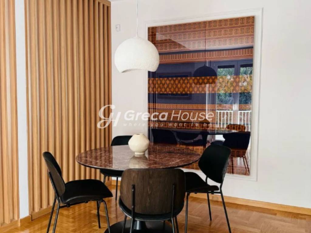 Ανακαινισμένο διαμέρισμα προς πώληση Κολωνάκι