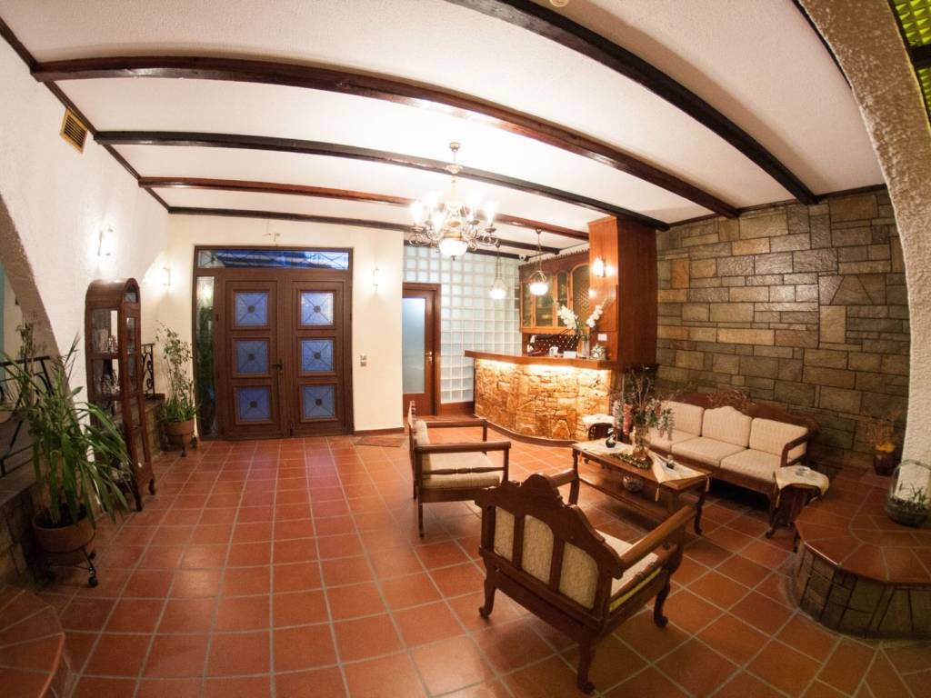 Εσωτερικοι χώροι