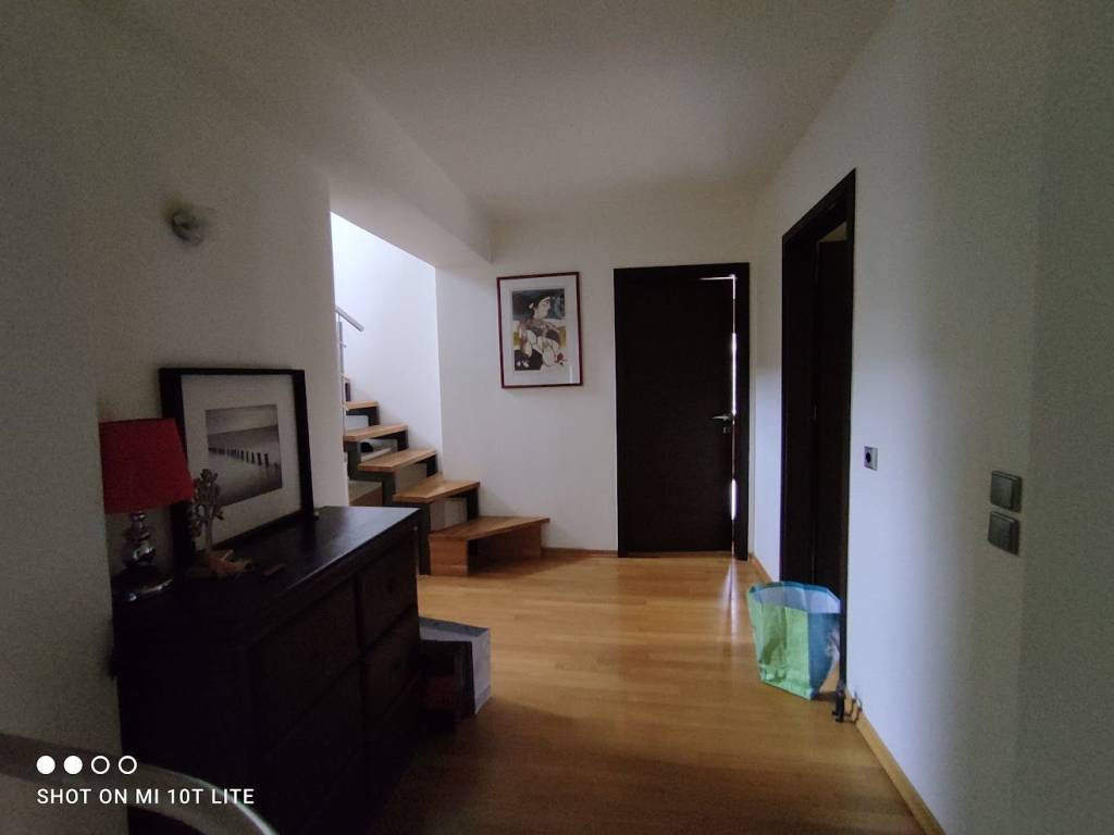 Diadromos pros ypnodomatia kai ano orophos