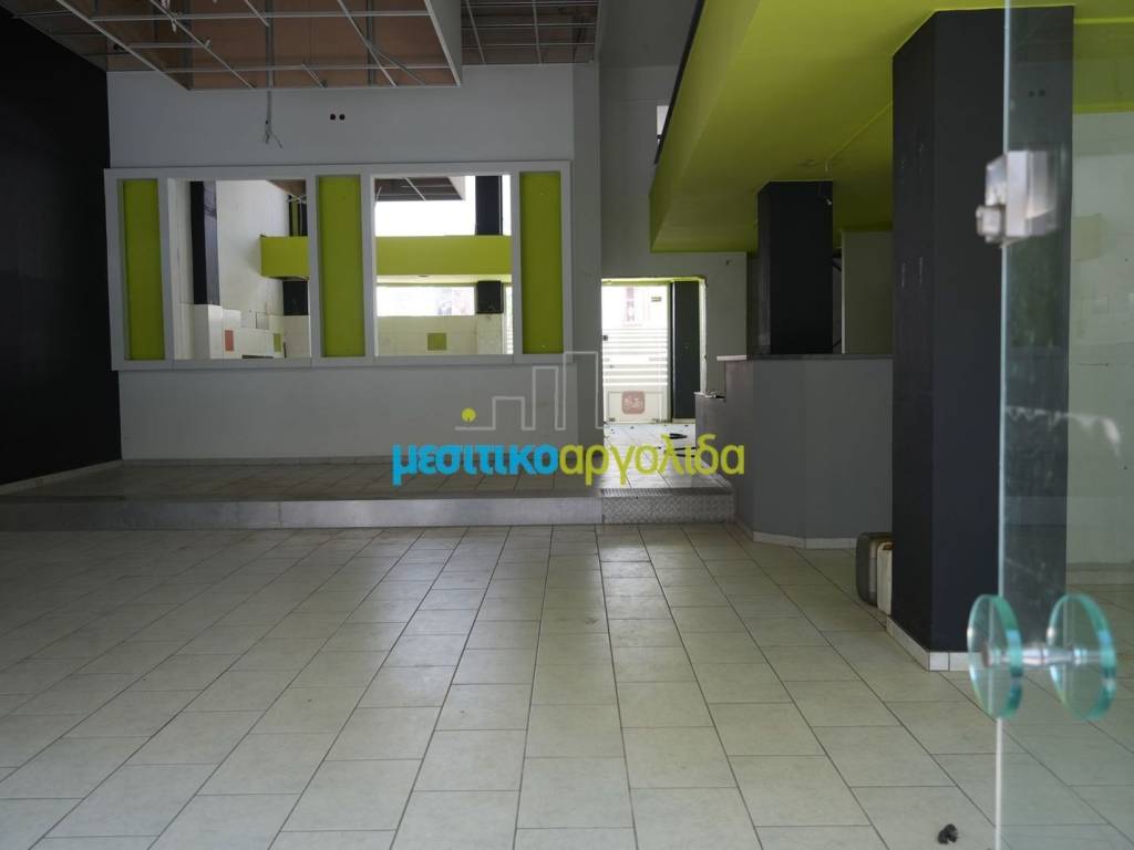 Εσωτερικοι χώροι