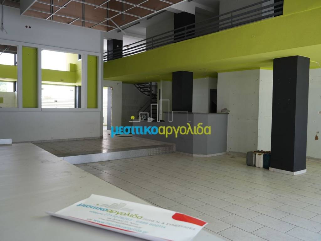 Εσωτερικοι χώροι