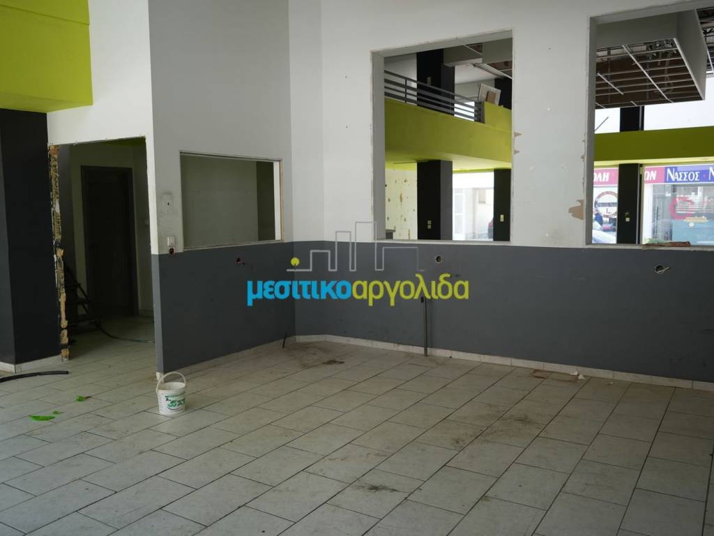 Εσωτερικοι χώροι