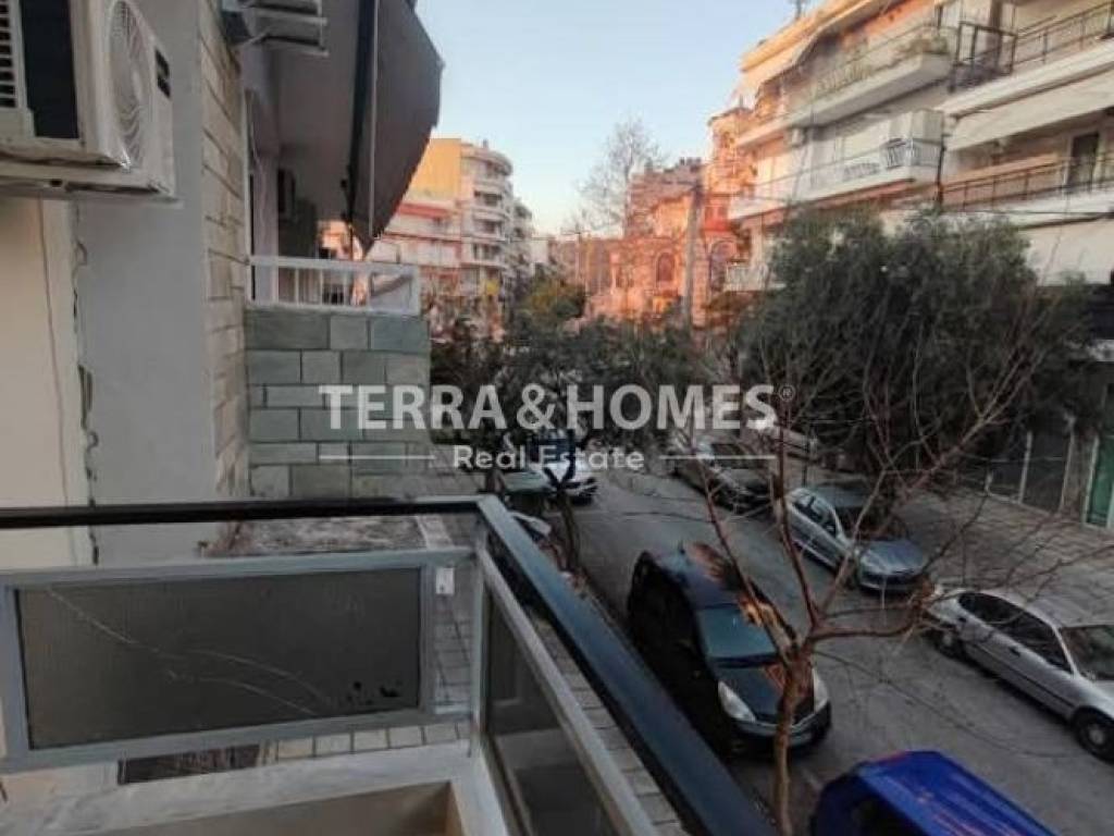 Θέα από μπαλκόνι