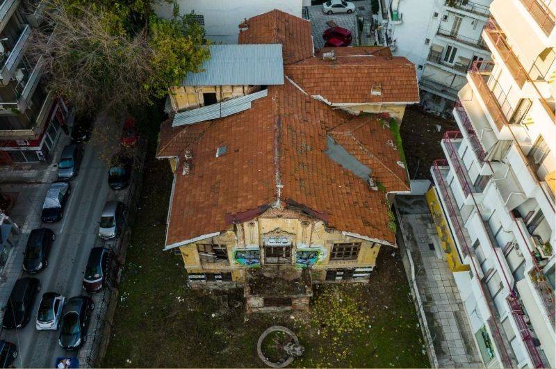 Θέα από μπαλκόνι