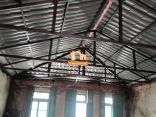 Λαδάδικα, Κατάστημα