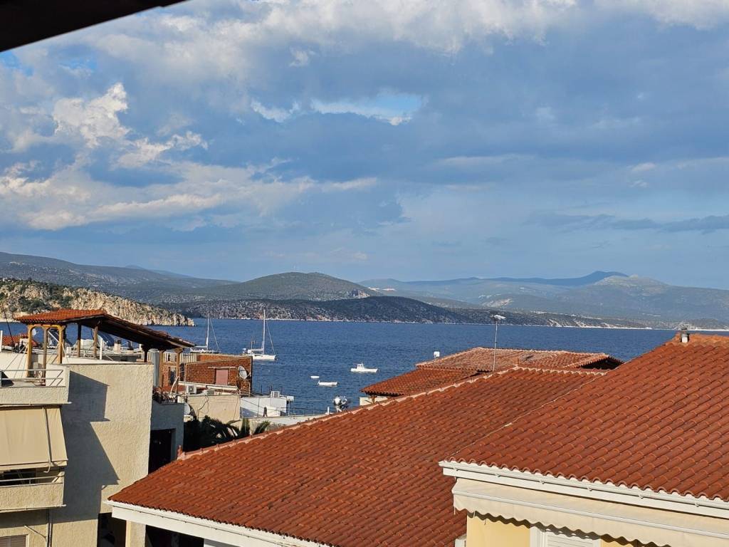 Tolo, a penthouse apartment of 96 sq.m. is for sale