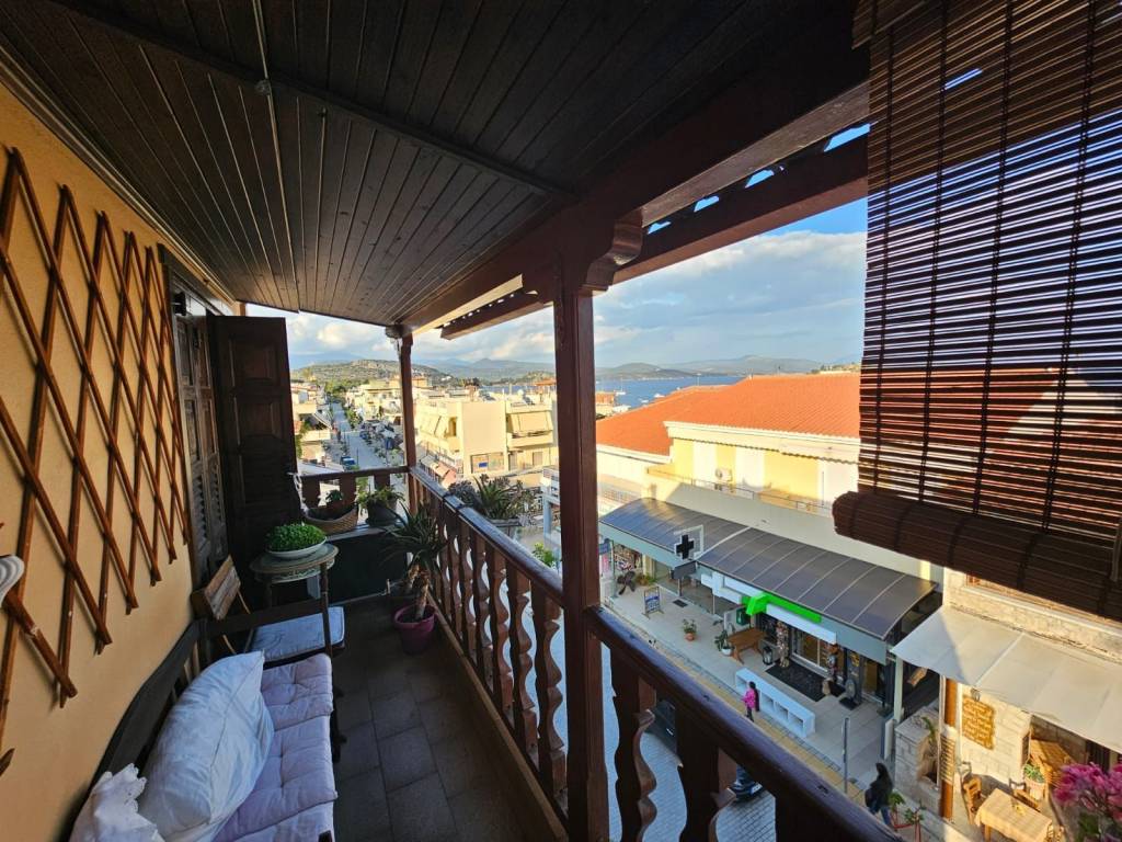 Tolo, a penthouse apartment of 96 sq.m. is for sale