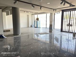 Forumland Real Estate, Ισόγειος χώρος