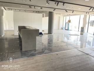 Forumland Real Estate, ισόγειο