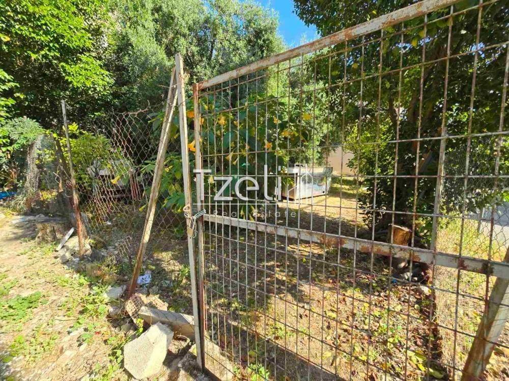 Άποψη οικοπέδου