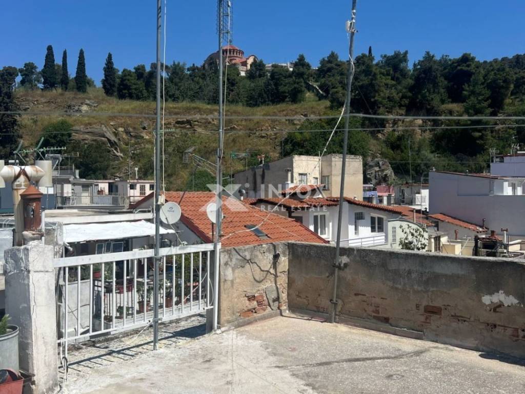 Θέα από μπαλκόνι