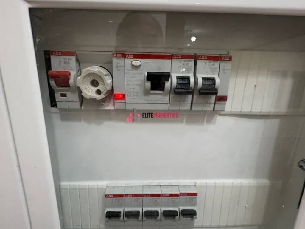 ΗΛΕΚΤΡΟΛΟΓΙΚΟΣ ΠΙΝΑΚΑΣ