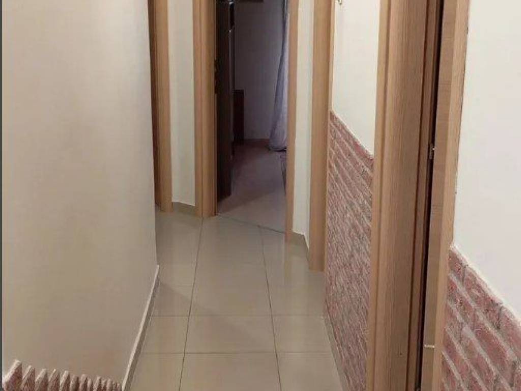 Forumland Real Estate, Διάδρομος