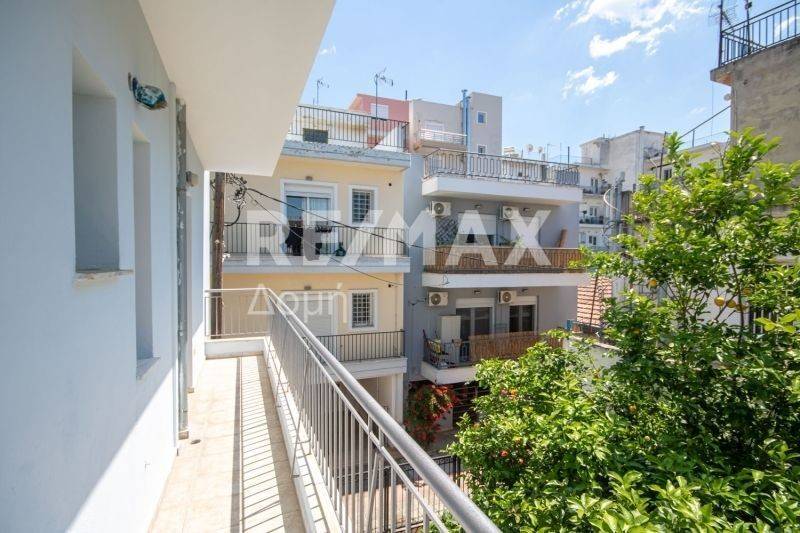 Θέα από μπαλκόνι