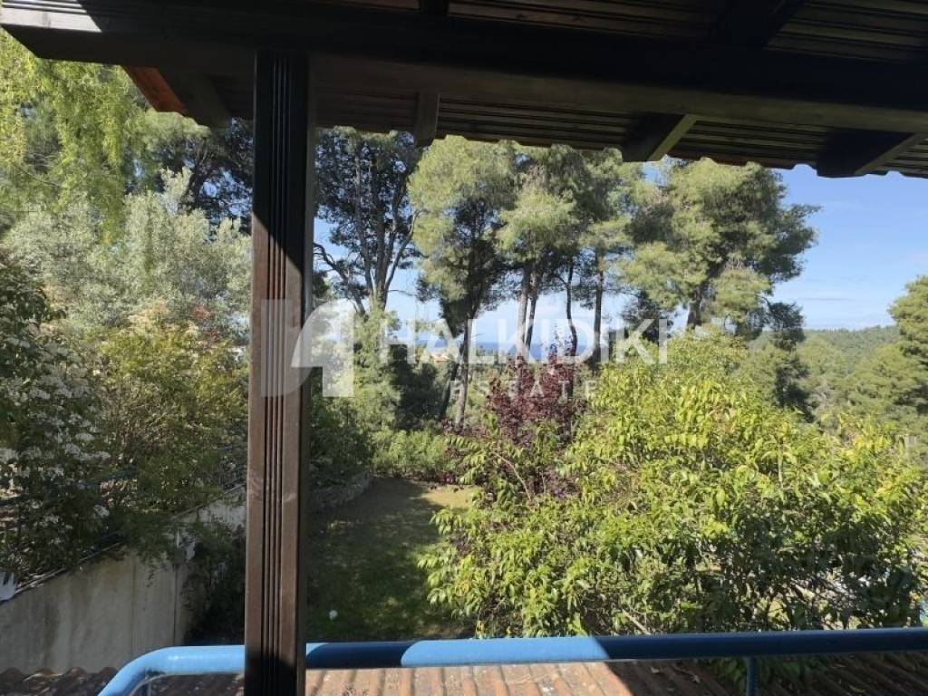 Θέα από μπαλκόνι