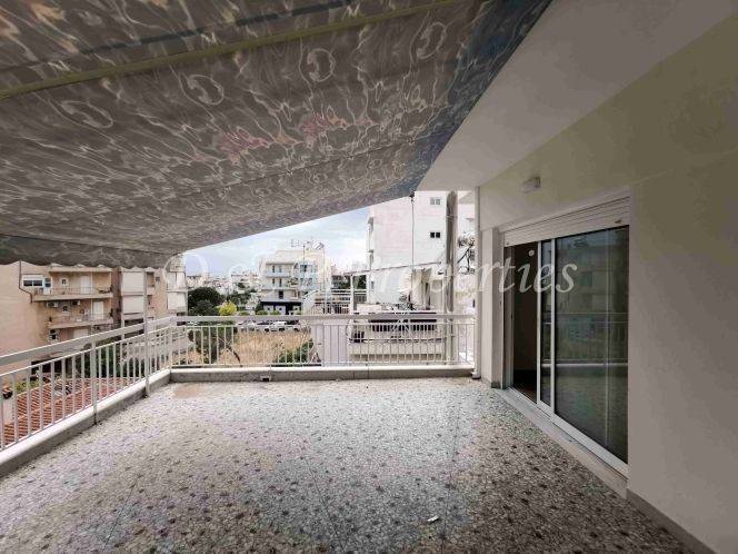 Βεράντα σαλονιού