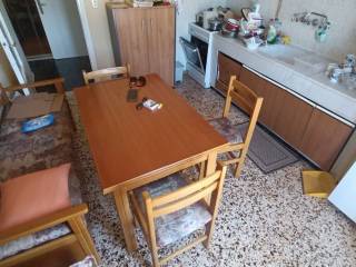 ΚΟΥΖΙΝΑ ΠΡΩΤΟΥ ΟΡΟΦΟΥ ΧΩΡΙΣΤΗ