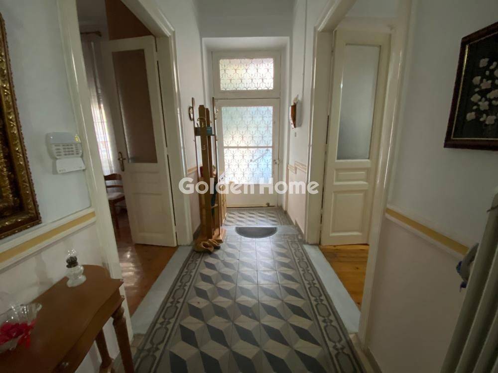 Χολ - Διάδρομος