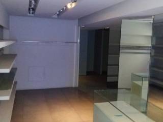 Forumland Real Estate, κατάστημα