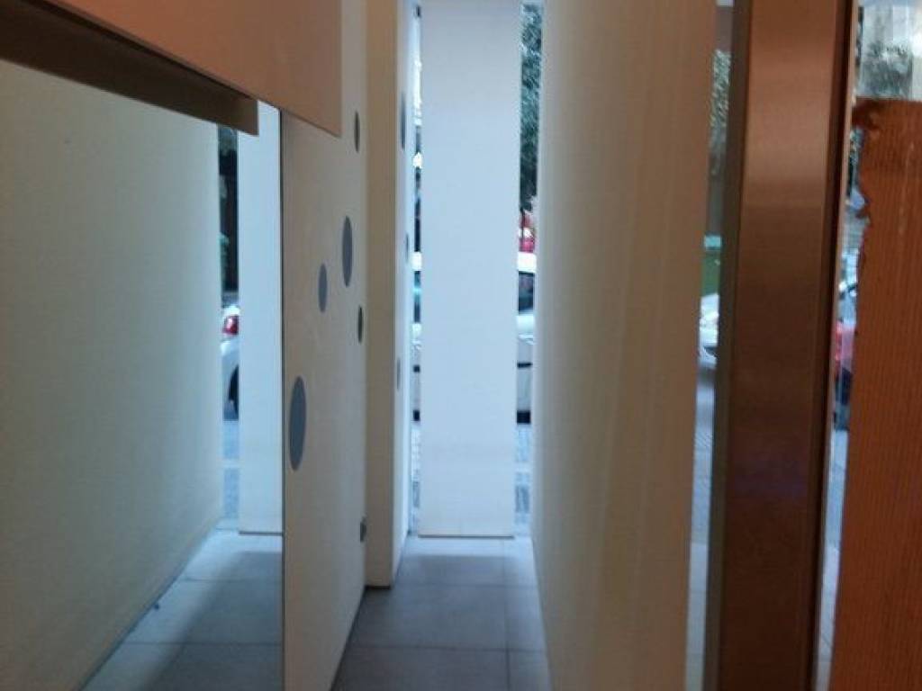 Forumland Real Estate, κατάστημα