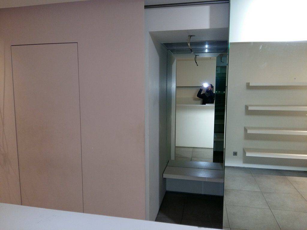 Forumland Real Estate, κατάστημα