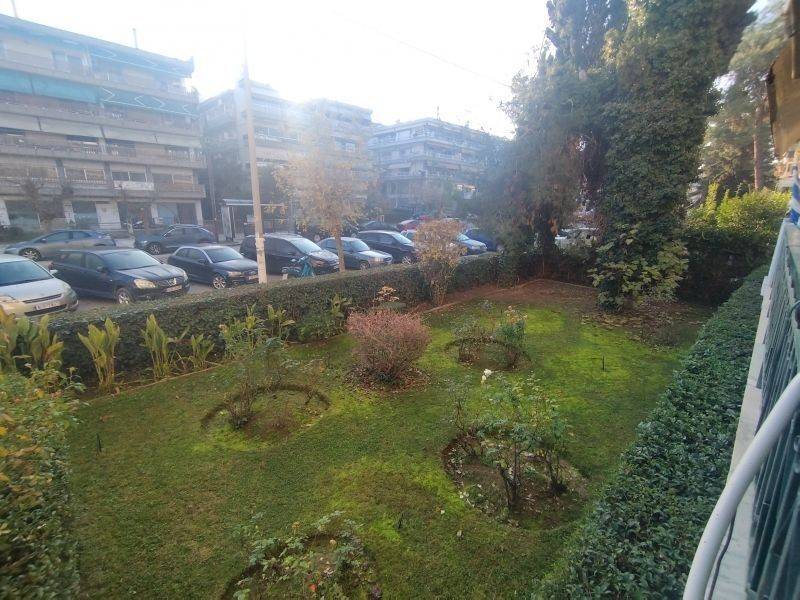 Θέα από μπαλκόνι