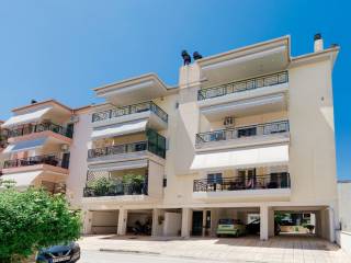 EXOTERIKO TES POLYKATOIKIAS