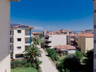 E THEA APO TON EXOSTE TOY 3oy OROPHOY